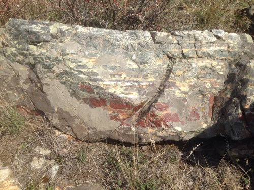 Гигантские зелёные валуны для ландшафтного дизайна весом более 5 тонн купить в Сергиеву Посаду