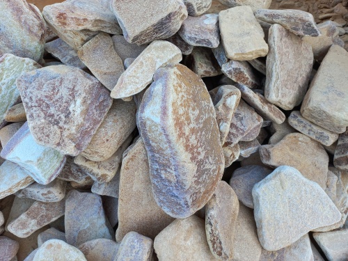 Златолит жёлтый, жёлто-зелёный глыбки и валуны для ланшафтного дизайна купить в Сергиеву Посаду