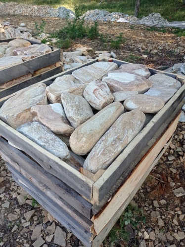 Златолит жёлтый, жёлто-зелёный глыбки и валуны для ланшафтного дизайна купить в Сергиеву Посаду