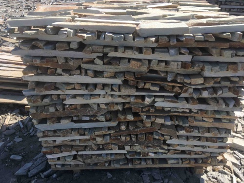 Горбушка златолит золотистый для облицовки купить в Сергиеву Посаду