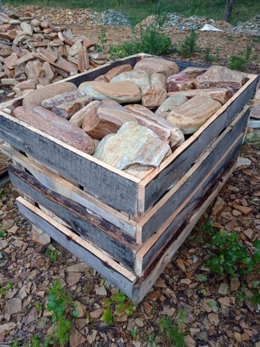 Златолит жёлтый, жёлто-зелёный глыбки и валуны для ланшафтного дизайна купить в Сергиеву Посаду