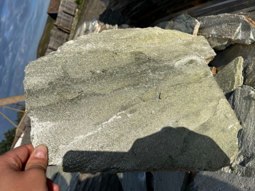 Плитняк златолит зелёный для цоколя, отмостки купить в Сергиеву Посаду