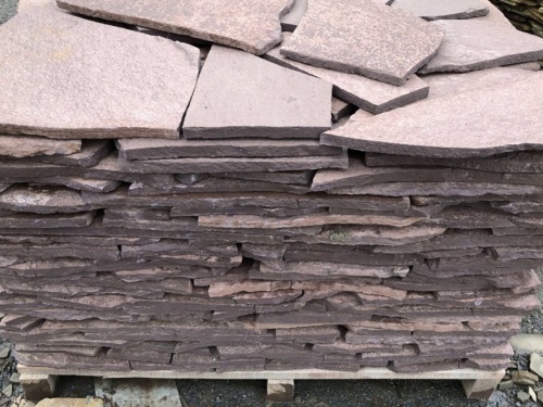 Плитняк лемезит бордовый для облицовки цоколя 20-25 мм  купить в Сергиеву Посаду