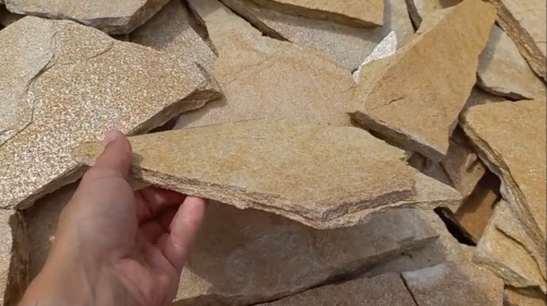 Плитняк златолит жёлтый для цоколя купить в Сергиеву Посаду