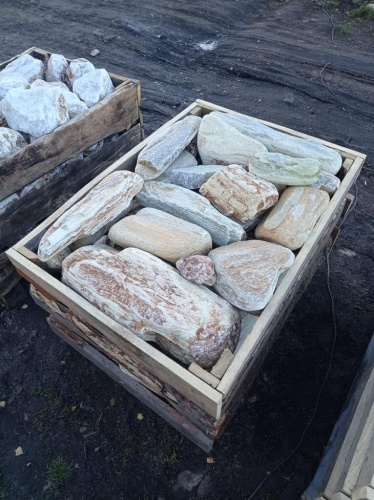 Златолит жёлтый, жёлто-зелёный глыбки и валуны для ланшафтного дизайна купить в Сергиеву Посаду